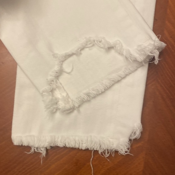 Citizens of Humanity Women’s Jeans 32 White
Rocket Crop High Rise Skinny BNWOT - Picture 11 of 11